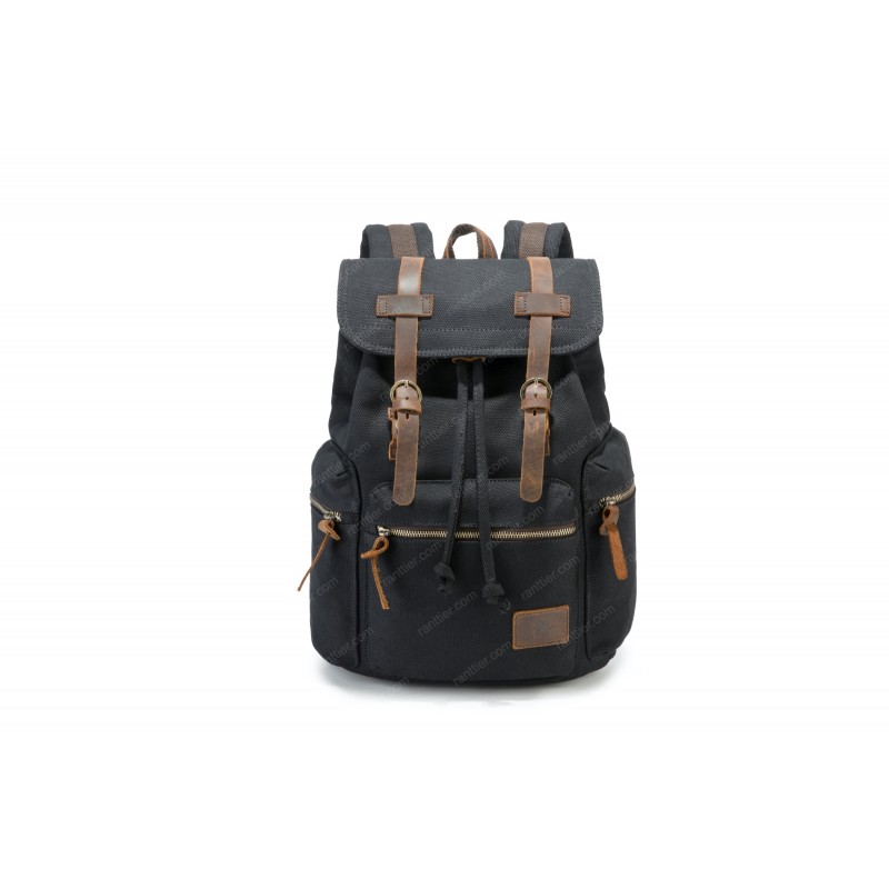 Canvas oldschool backpack with a flap