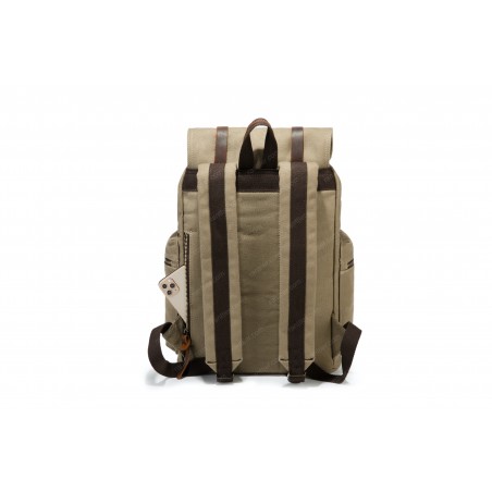 Canvas oldschool backpack with a flap