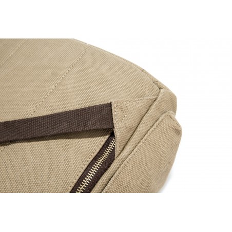 Canvas oldschool backpack with a flap